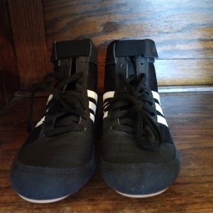 Boy's Adidas Wrestling Shoes size 6.5